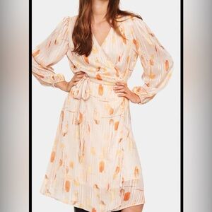 Saint Tropez Elegant Orange Gold Patterned Wrap Dress Size Small New with Tag